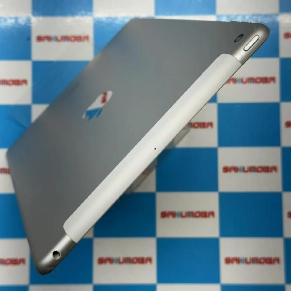iPad 第7世代 docomo版SIMフリー 32GB MW6C2J/A A2198
