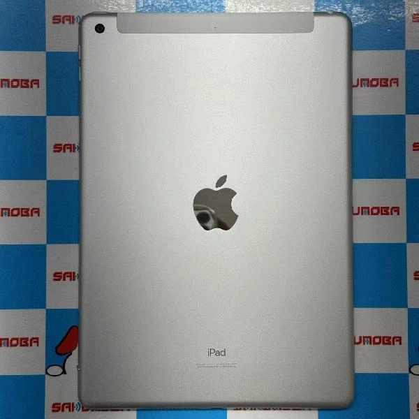iPad 第8世代 docomo版SIMフリー 32GB MYMJ2J/A A2429 極美品