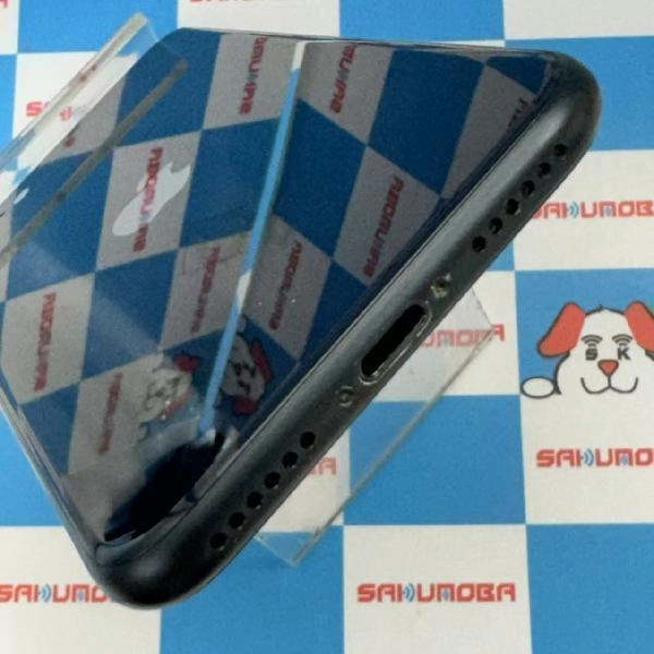 iPhoneSE 第3世代 au版SIMフリー 64GB MMYC3J/A A2782