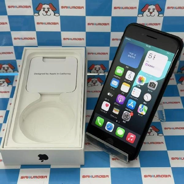 iPhoneSE 第3世代 au版SIMフリー 64GB MMYC3J/A A2782