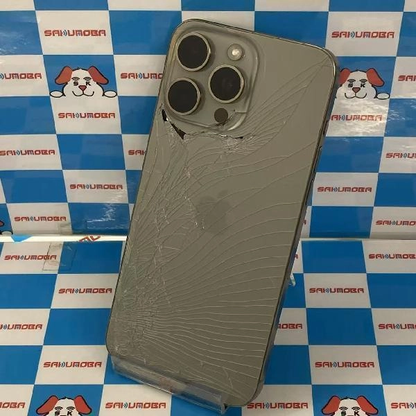iPhone15 Pro Max Apple版SIMフリー 256GB MU6R3J/A A3105 ジャンク品 ナチュラルチタニウム