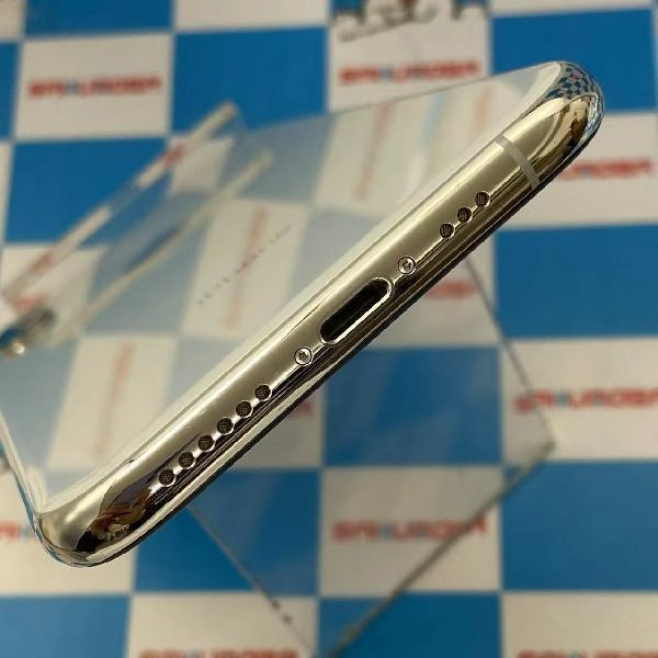 iPhoneXS au版SIMフリー 64GB MTAX2J/A A2098 美品 シルバー