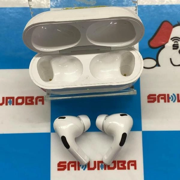 AirPods Pro 第2世代  A2700 ジャンク品 ホワイト