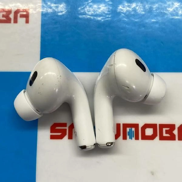 AirPods Pro 第2世代  A2700 ジャンク品 ホワイト