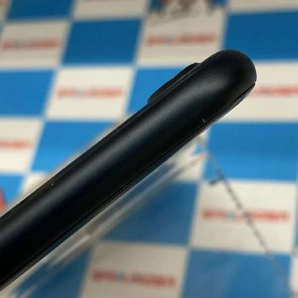 iPhoneSE 第3世代 SoftBank版SIMフリー 128GB MMYF3J/A A2782 美品