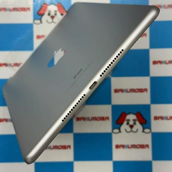 iPad 第5世代 docomo版SIMフリー 32GB MP1L2J/A A1823