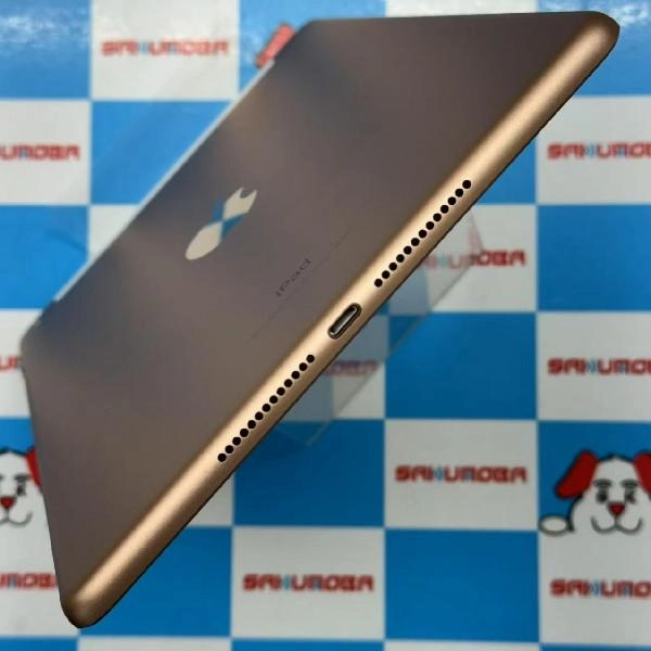 iPad 第6世代 au版SIMフリー 32GB MRM02J/A A1954 極美品