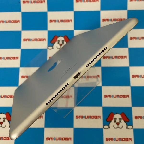 iPad 第7世代 Wi-Fiモデル 32GB MW752J/A A2197