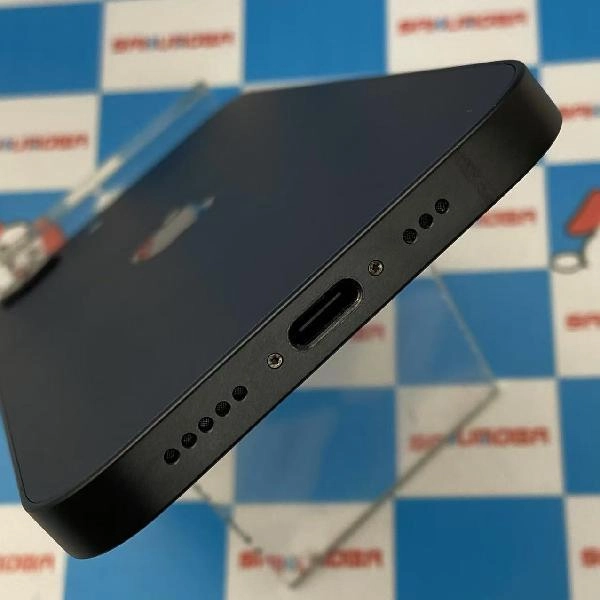 iPhone 16e SIMフリー 128GB MD1Q4J/A A3409 新品同様 ブラック