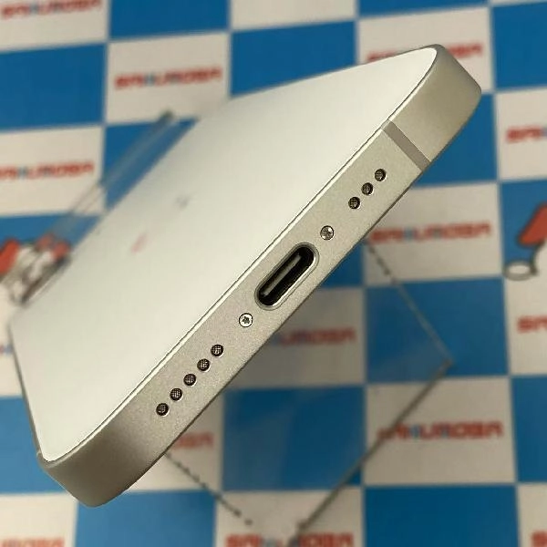 iPhone 16e SIMフリー 256GB MD1W4J/A A3409 開封未使用品 ホワイト