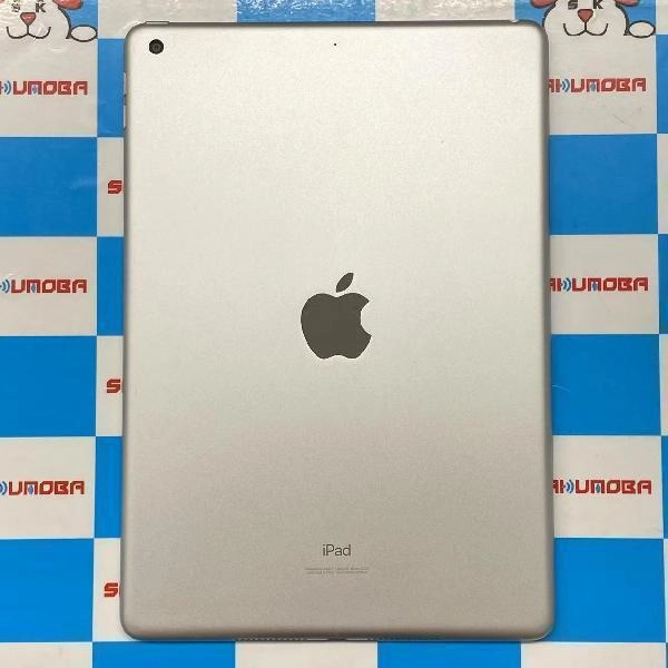 iPad 第8世代 Wi-Fiモデル 128GB MYLE2J/A A2270