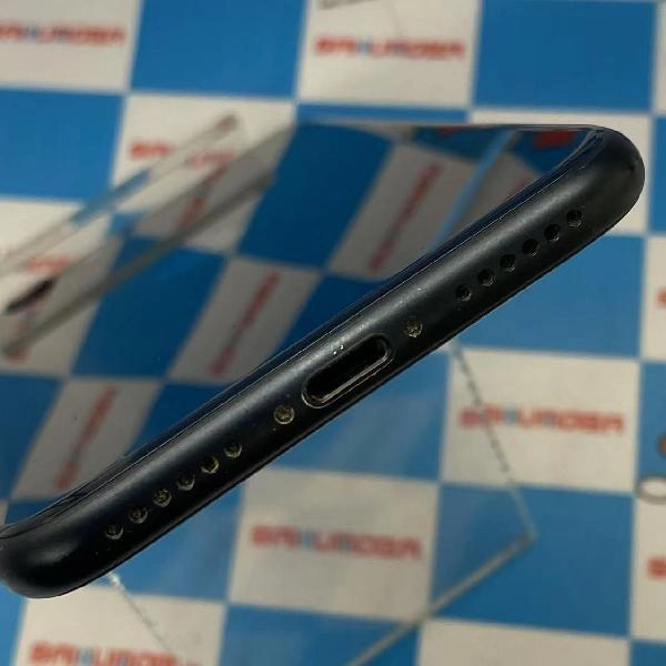 iPhoneSE 第3世代 SoftBank版SIMフリー 64GB MMYC3J/A A2782