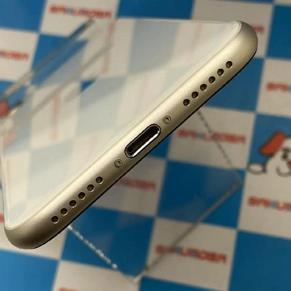 iPhoneSE 第3世代 SoftBank版SIMフリー 128GB MMYG3J/A A2782 極美品