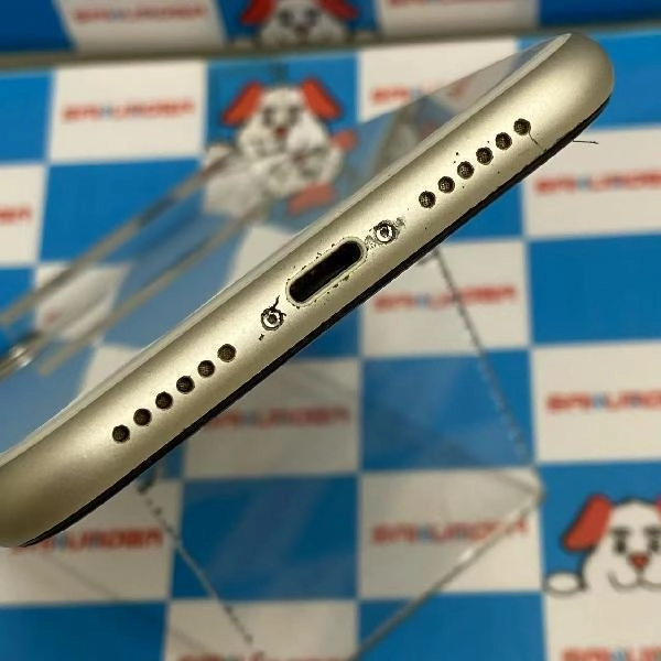 iPhone11 Apple版SIMフリー 128GB MHDJ3J/A A2221 ジャンク品 ホワイト