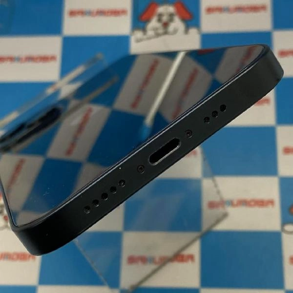 iPhone13 docomo版SIMフリー 128GB MLNC3J/A A2631