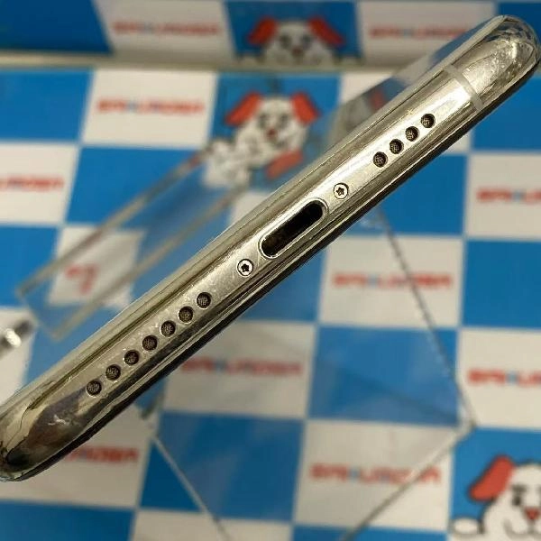 iPhoneXS Max au版SIMフリー 64GB MT6R2J/A A2102 ジャンク品 シルバー