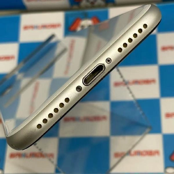 iPhoneSE 第2世代 au版SIMフリー 64GB MX9T2J/A A2296 ジャンク品 ホワイト