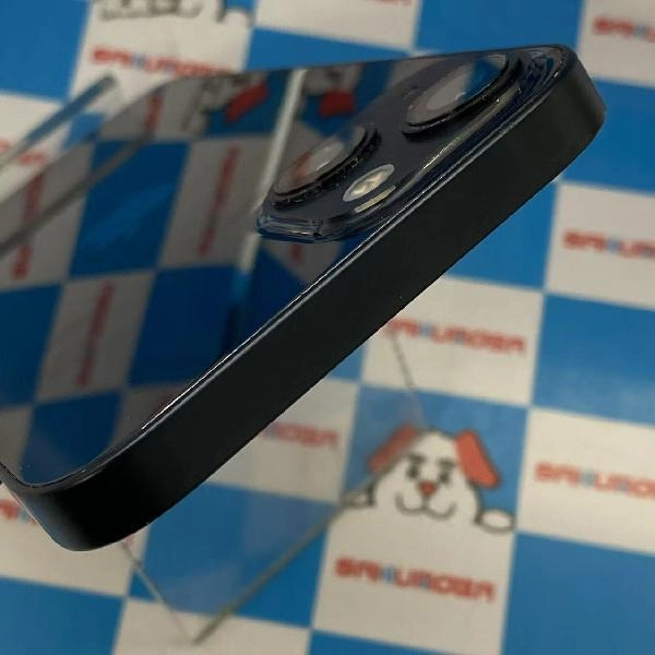 iPhone13 docomo版SIMフリー 256GB MLNH3J/A A2631