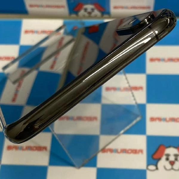 iPhoneXS Max docomo版SIMフリー 256GB NT6U2J/A A2102 ジャンク品 スペースグレイ