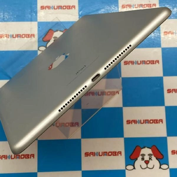 iPad 第6世代 Wi-Fiモデル 128GB MR7K2J/A A1893