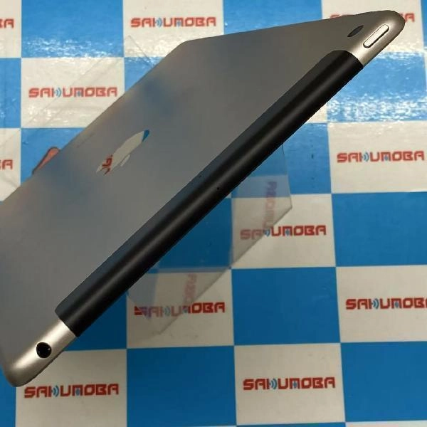 iPad 第5世代 docomo版SIMフリー 32GB MP1J2J/A A1823 ジャンク品