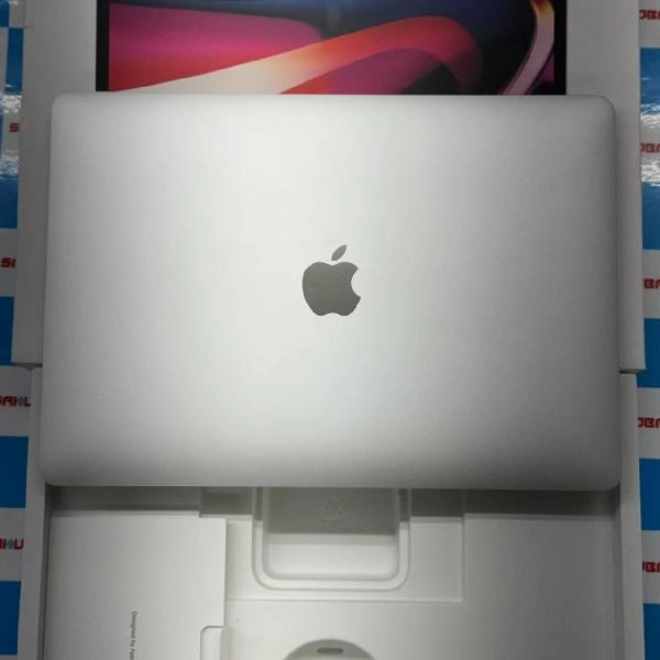 MacBook Pro 13インチ M1 2020 256GB MYDA2J/A A2338 美品 シルバー