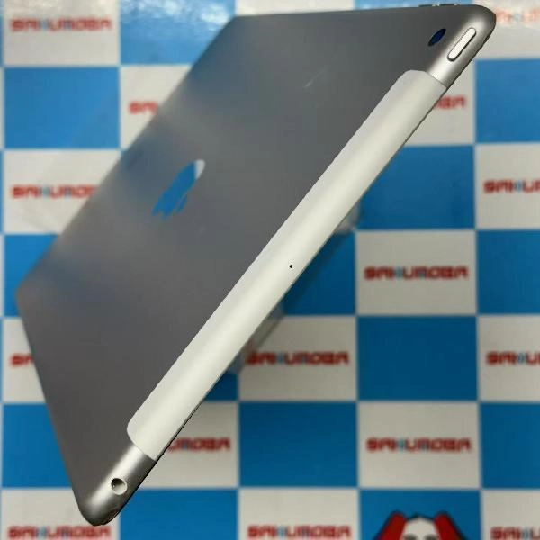 iPad 第9世代 docomo版SIMフリー 128GB MK4H3J/A A2604