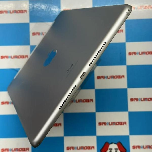 iPad 第9世代 docomo版SIMフリー 128GB MK4H3J/A A2604