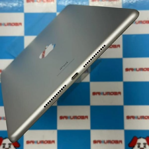 iPad 第8世代 Wi-Fiモデル 32GB MYLA2J/A A2270 極美品