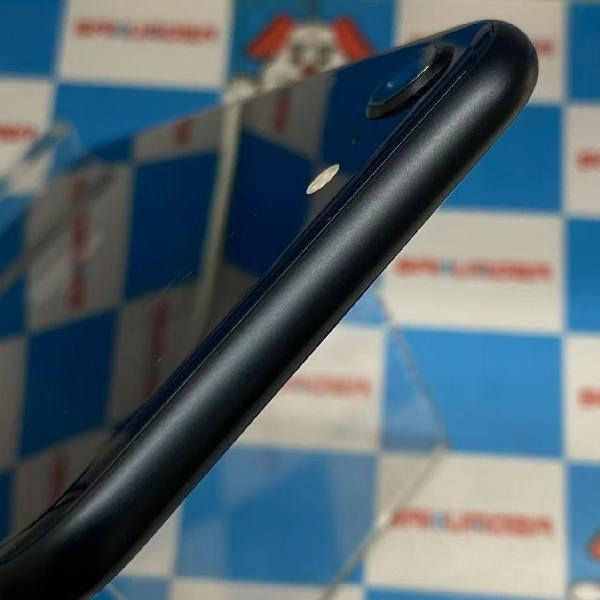 iPhoneSE 第3世代 docomo版SIMフリー 64GB MMYC3J/A A2782