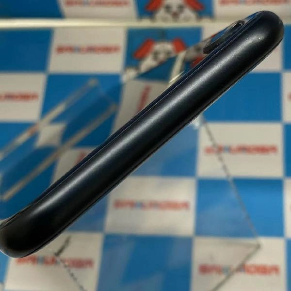 iPhoneSE 第3世代 SoftBank版SIMフリー 128GB MMYF3J/A A2782