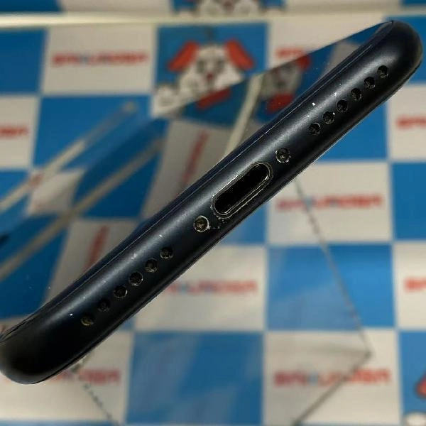 iPhoneSE 第3世代 SoftBank版SIMフリー 128GB MMYF3J/A A2782