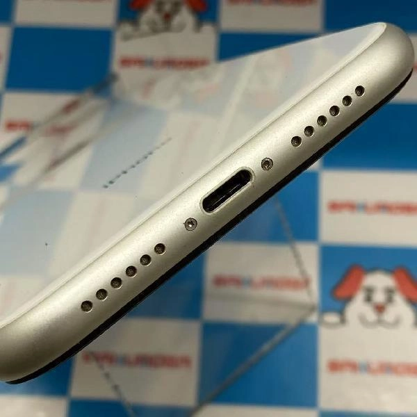 iPhoneXR docomo版SIMフリー 64GB MT032J/A A2106 ジャンク品