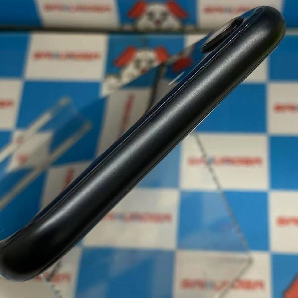 iPhoneSE 第3世代 SoftBank版SIMフリー 64GB MMYC3J/A A2782