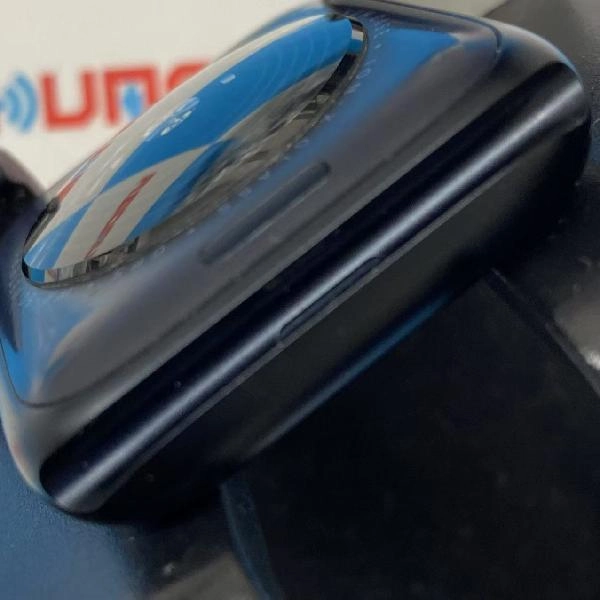 Apple Watch SE 第2世代 GPSモデル 32GB MRE73J/A