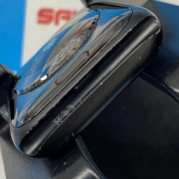 Apple Watch Series 5 GPS + Cellularモデル 32GB MWWE2J/A