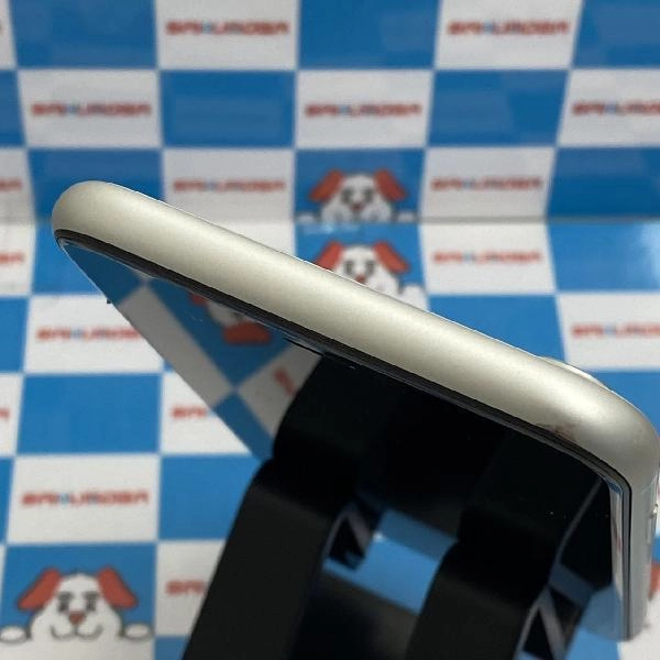 iPhoneXR au版SIMフリー 64GB MT032J/A A2106