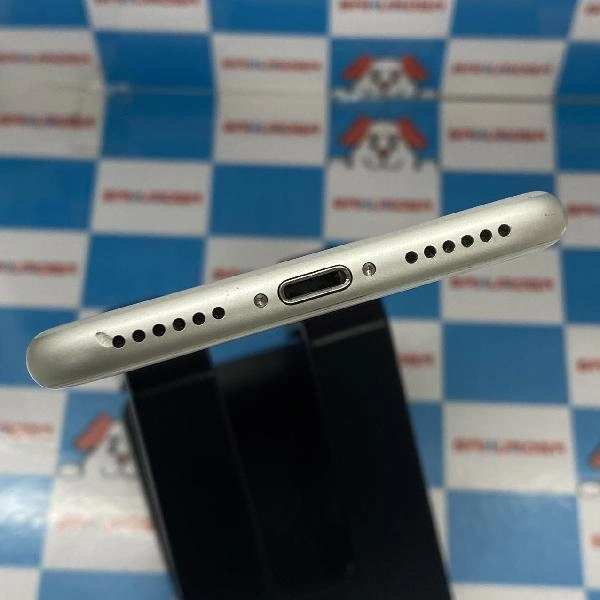 iPhone7 docomo版SIMフリー 32GB MNCF2J/A A1779 シルバー