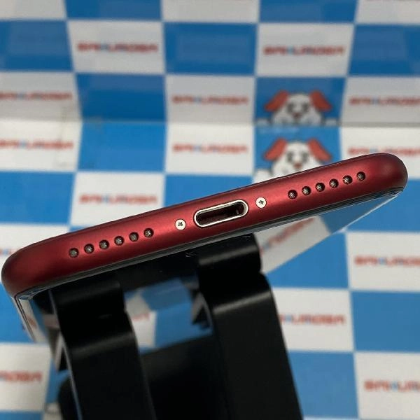 iPhoneSE 第3世代 docomo版SIMフリー 128GB MMYH3J/A A2782 極美品