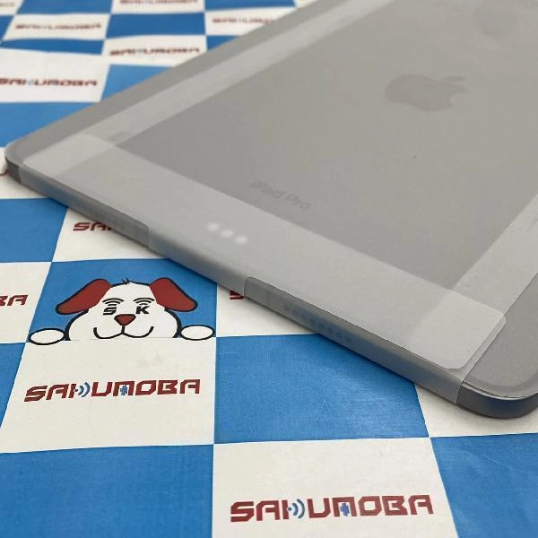 iPad Pro 11インチ 第4世代 docomo版SIMフリー 256GB MMYE3J/A A2782 開封未使用品