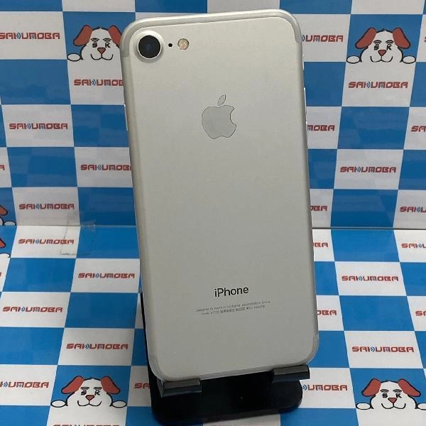 iPhone7 docomo版SIMフリー 32GB MNCF2J/A A1779 シルバー