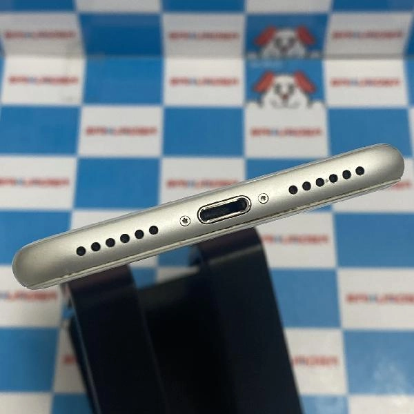 iPhone8 SoftBank版SIMフリー 256GB MQ852J/A A1906 シルバー