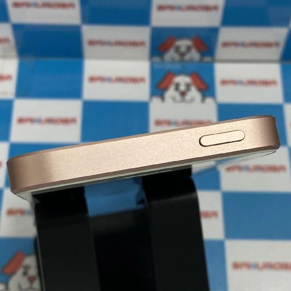 iPhoneSE au版SIMフリー 32GB MP852J/A A1723