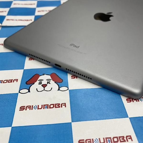 iPad 第5世代 au版SIMフリー 32GB MP1J2J/A A1823 新品同様品