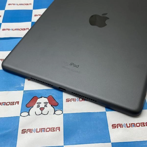 iPad 第8世代 Wi-Fiモデル 32GB MYL92J/A A2270 スペースグレイ