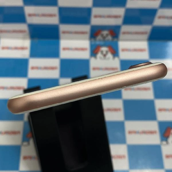 iPhone7 docomo版SIMフリー 128GB MNCN2J/A A1779 ローズゴールド