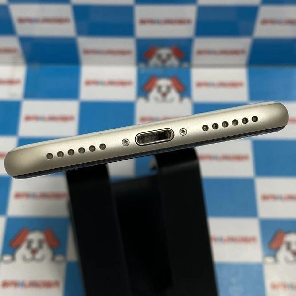 iPhoneSE 第3世代 SoftBank版SIMフリー 128GB MMYG3J/A A2782