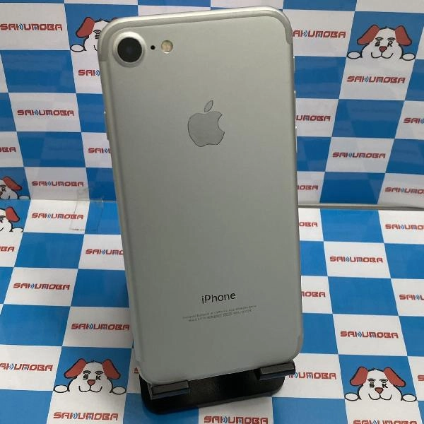 iPhone7 au版SIMフリー 32GB MNCF2J/A A1779 シルバー