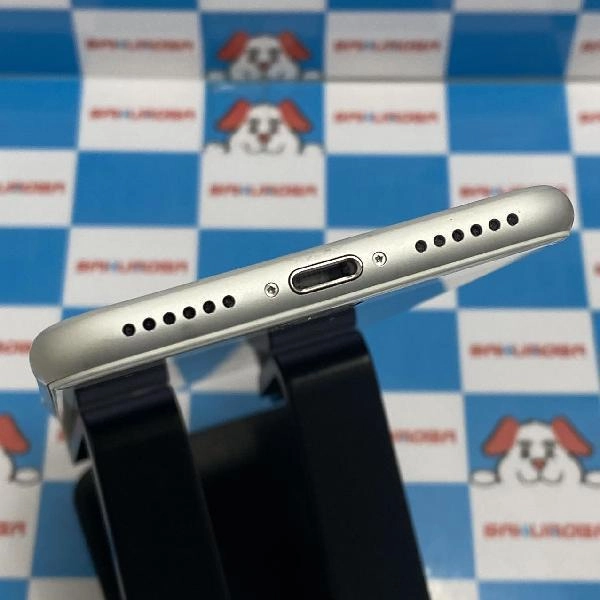 iPhone7 Apple版SIMフリー 32GB NNCF2J/A A1779 シルバー