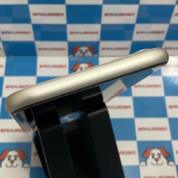 iPhone11 docomo版SIMフリー 64GB MWLU2J/A A2221 ホワイト